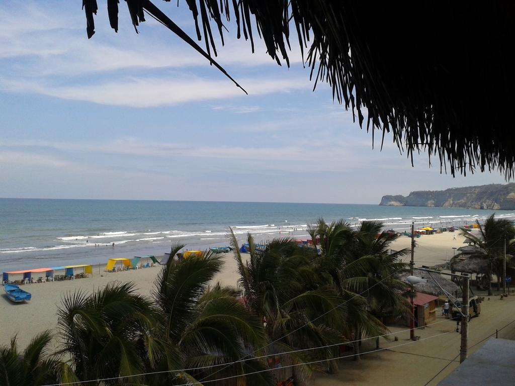 Cocoa Inn Hostal Canoa Exterior photo