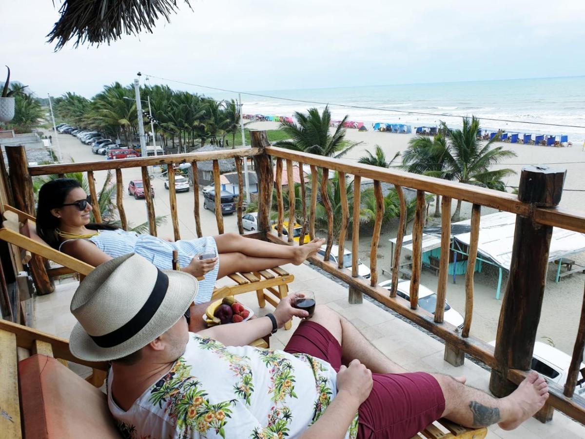 Cocoa Inn Hostal Canoa Exterior photo